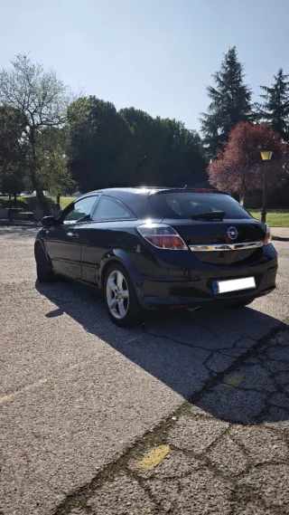 Opel Astra 2006 1.9 CDTI Sport