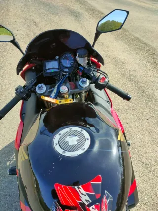 Honda CBR 929 RR Roja Negra