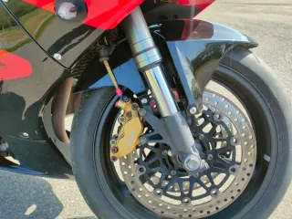 Honda CBR 929 RR Roja Negra