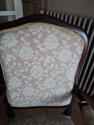 Pareja Sillones Isabelinos Tapizados