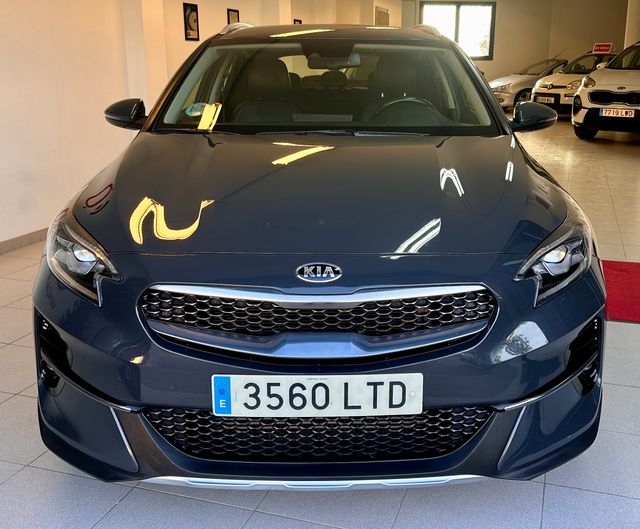 OFERTA!! KIA XCeed Tech 120cv 60.000 km