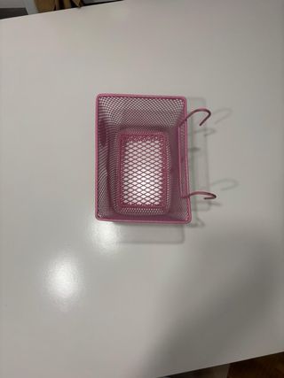 Cesta rosa para bicicleta