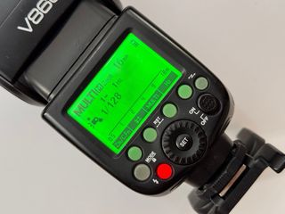 Flash Godox V860II + Disparador X2T Fujifilm