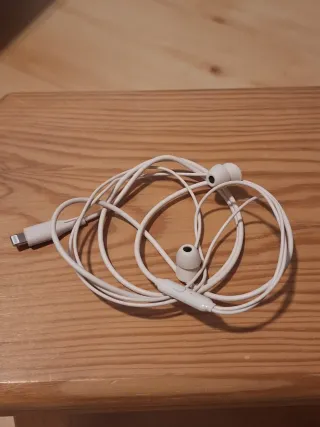 Auriculares Apple iPhone Blancos
