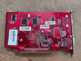 Tarjeta Gráfica ATI RX550