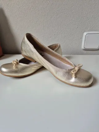 Zapatos Bailarinas Piel Dorados