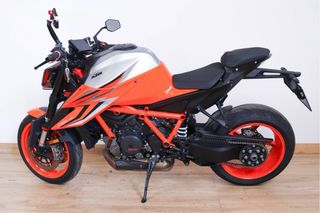 KTM 1290 Super Duke R 2022