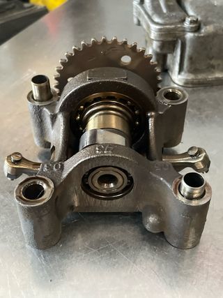 Culata SH125 Carburación
