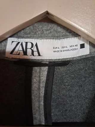 Abrigo Zara Hombre Gris