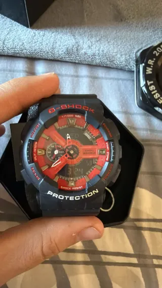 Reloj Casio G-Shock Blanco y Dorado