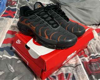 Nike TN Air - Negro y Naranja