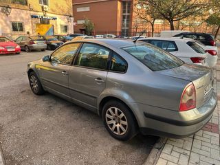 Volkswagen Passat 2003