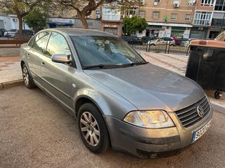 Volkswagen Passat 2003