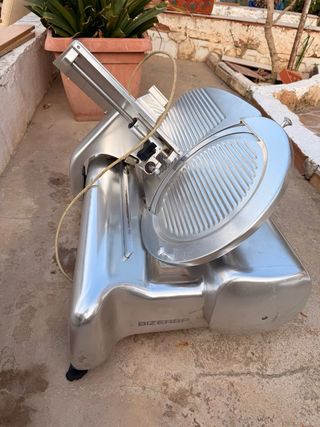 Cortador de jamón profesional BIZERBP