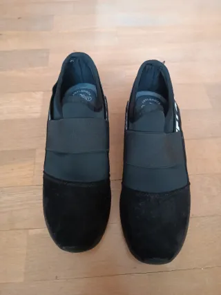 Zapatillas Fly Flot Talla 39 Negras.