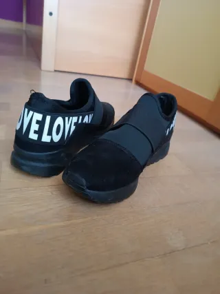 Zapatillas Fly Flot Talla 39 Negras.