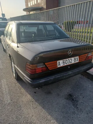 Mercedes-Benz Classe E (214) 1991