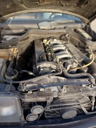 Mercedes-Benz Classe E (214) 1991