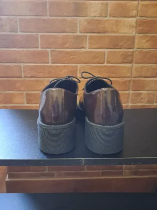 Mocasines Stradivarius burdeos