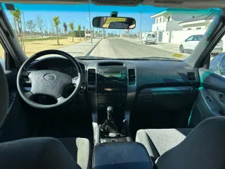 Toyota Land Cruiser 2003