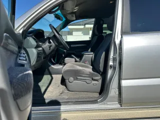 Toyota Land Cruiser 2003