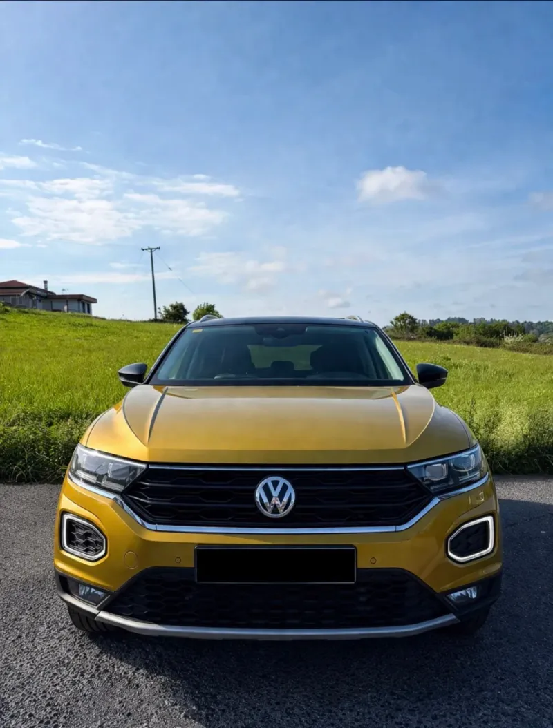 Volkswagen T-Roc 2018, foto 2