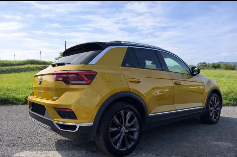 Volkswagen T-Roc 2018, foto 6