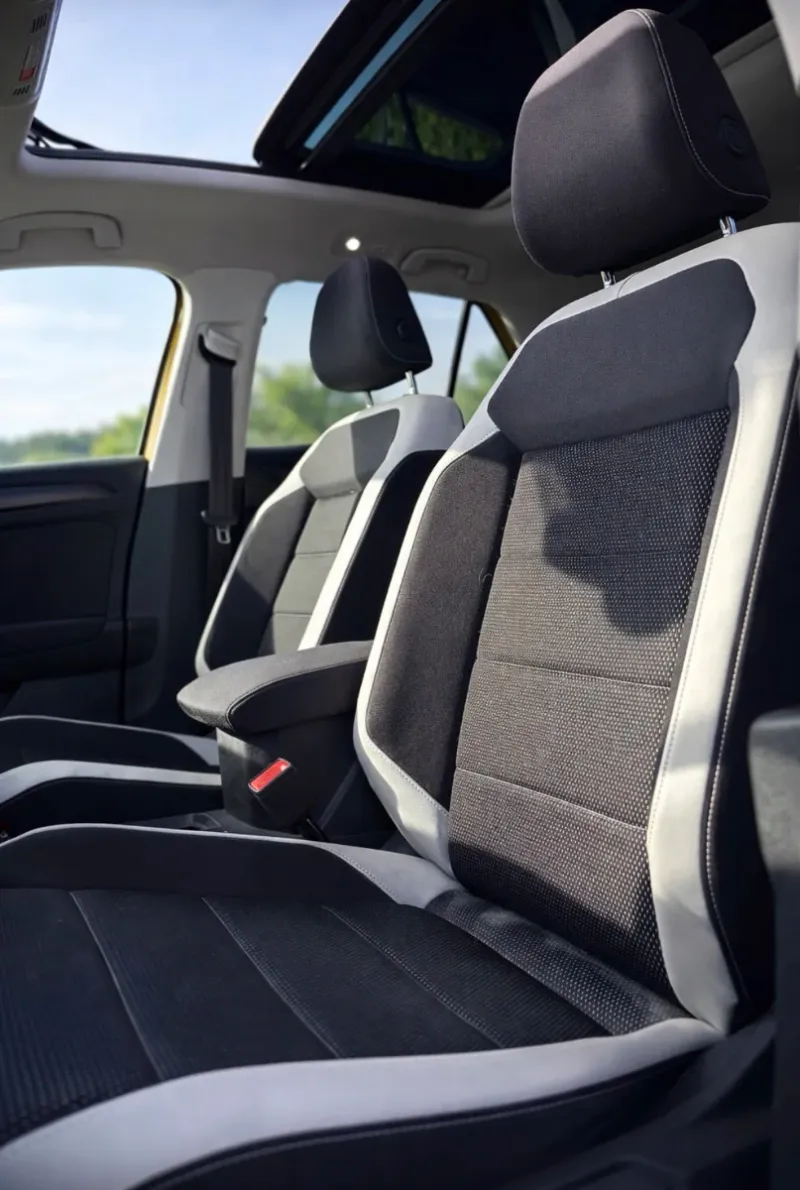 Volkswagen T-Roc 2018, foto 10
