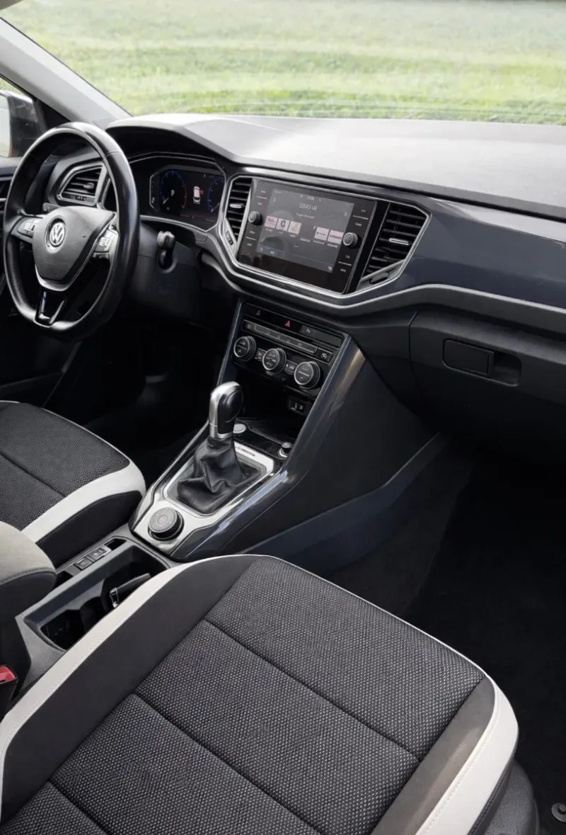 Volkswagen T-Roc 2018, foto 12