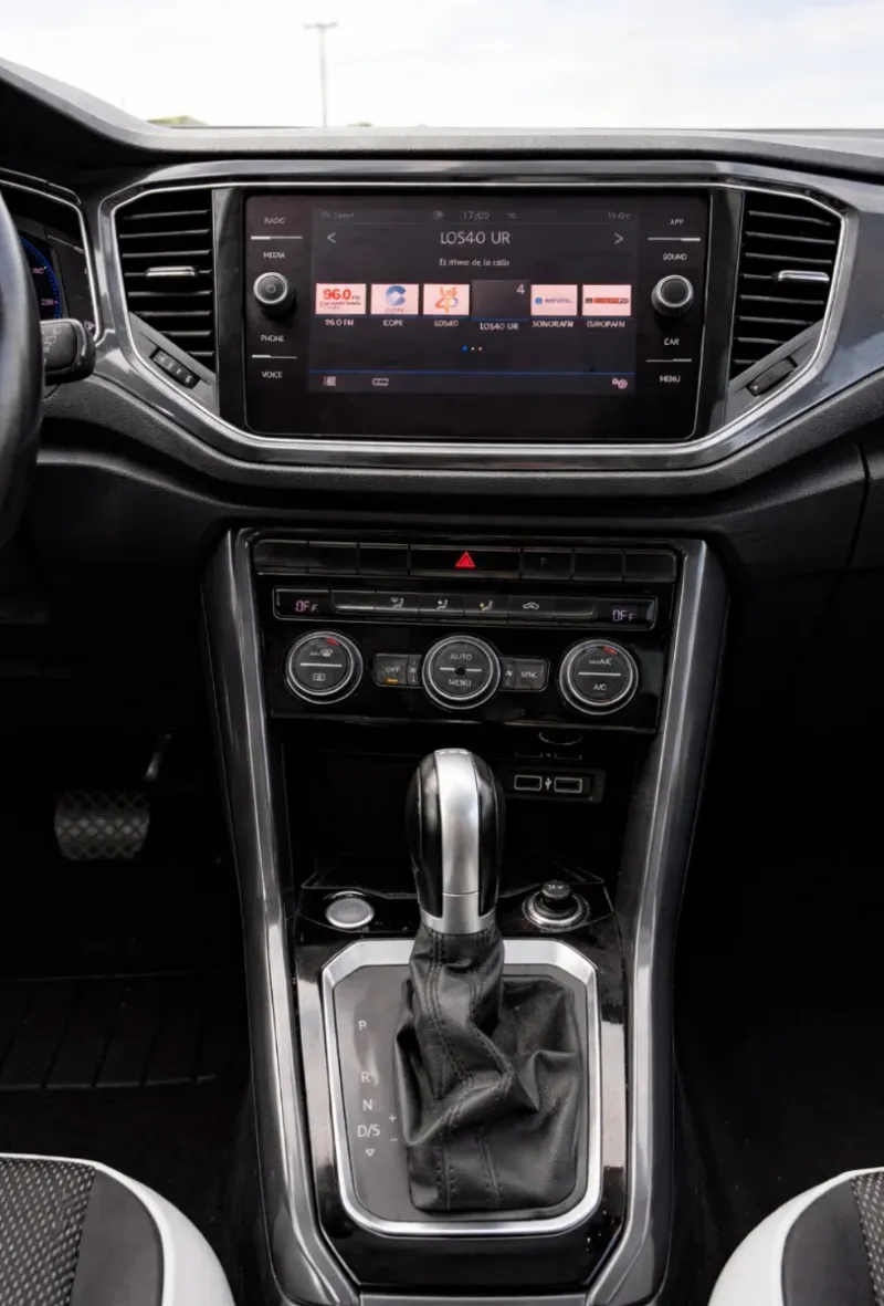 Volkswagen T-Roc 2018, foto 13