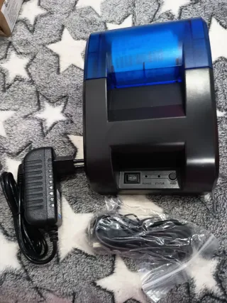 Impresora Térmica de Recibos Negra y Azul
