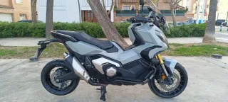 Honda X-ADV 750 10/2021 - 7950km