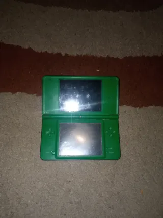 Nintendo DS XL Verde + Juego