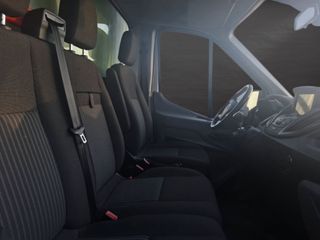 Camion 3500kg Con trampilla Ford Transit