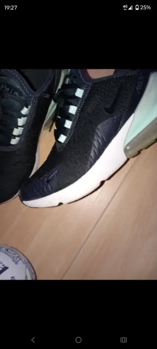 Scarpe da ginnastica Nike donna nere e verdi