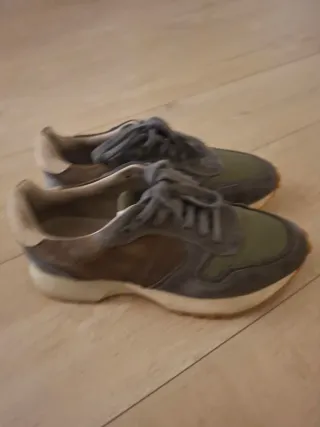 Academia Zapatillas Talla 41.5 Gris Verde