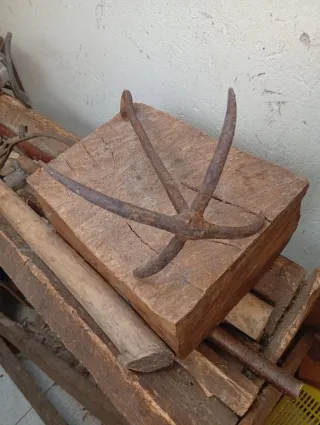 Rebañadera de forja antigua