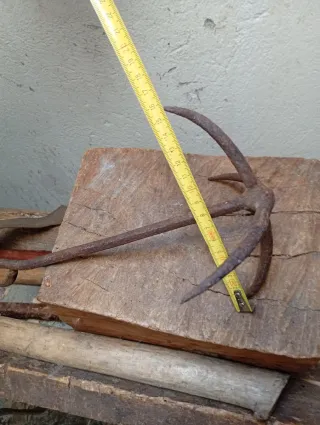 Rebañadera de forja antigua