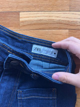 Zara Pantalones Campana Deshilachados