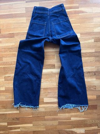 Zara Pantalones Campana Deshilachados