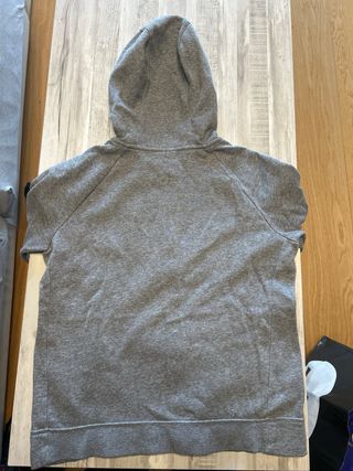 Sudadera Nike Gris con Cremallera y Capucha