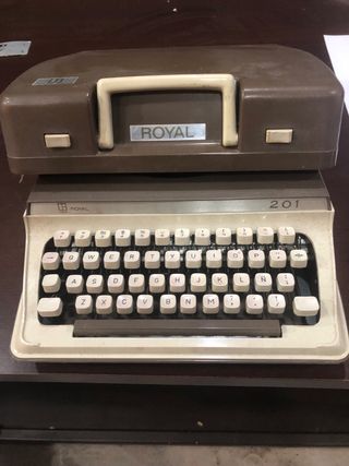Máquina de escribir Royal 201