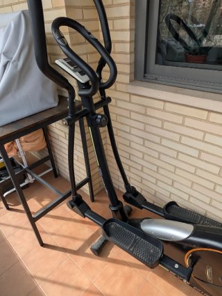 Bicicleta Elíptica BH Tecnovita EVO C1000