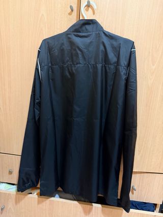 Chaqueta Nike con cremallera negra