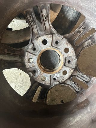 Llantas BMW 205/55R16 con neumáticos
