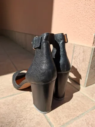 Sandali donna neri con tacco