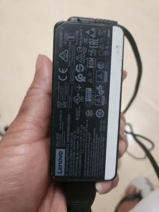 Cargador Lenovo Portátil