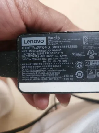 Cargador Lenovo Portátil