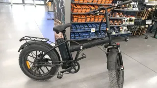 Bicicleta Eléctrica Plegable Negra