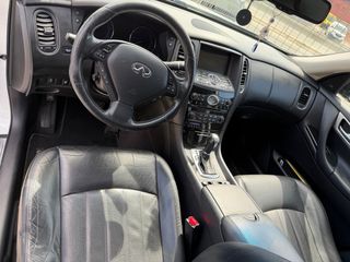 Infiniti EX30 2013